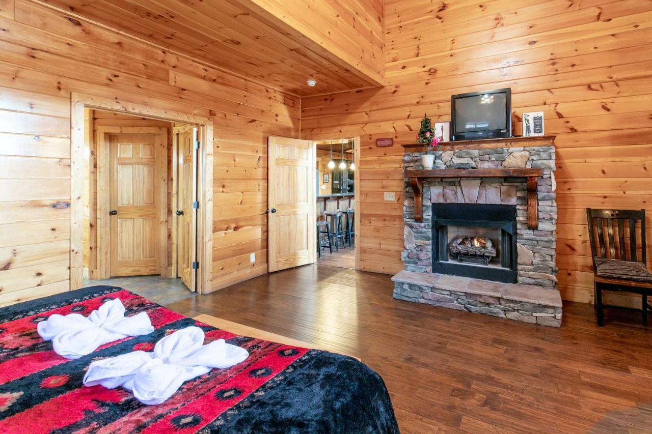 Smokystays 6 Bedroom Cabin Pigeon Forge Exterior foto